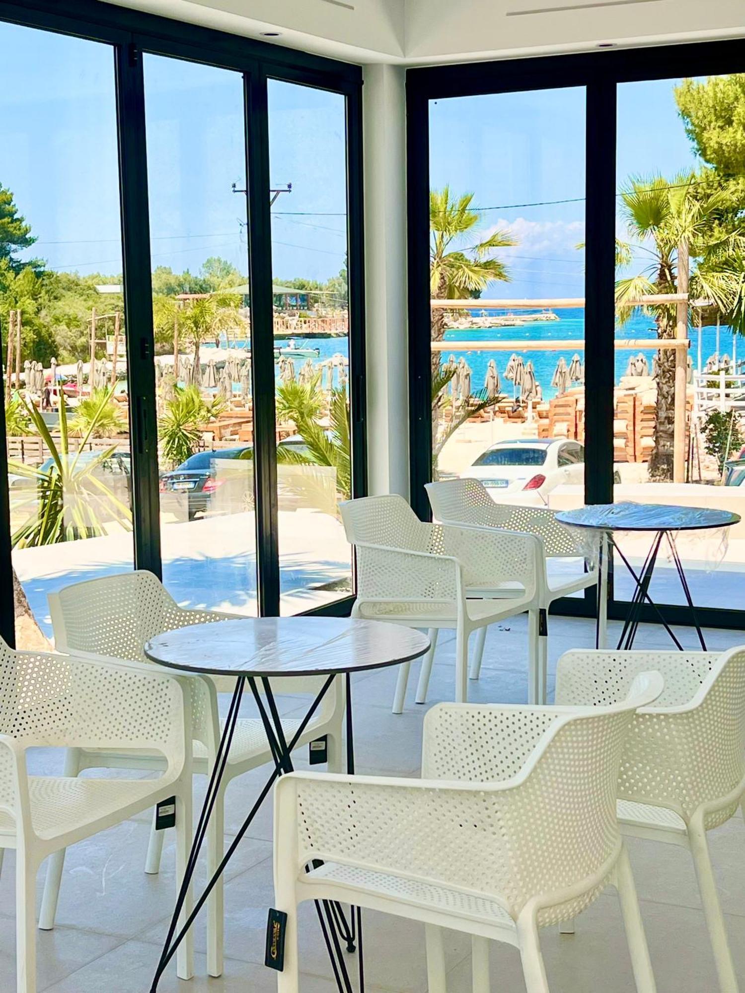 Hotel Vila Park Bujari Ksamil Exteriör bild