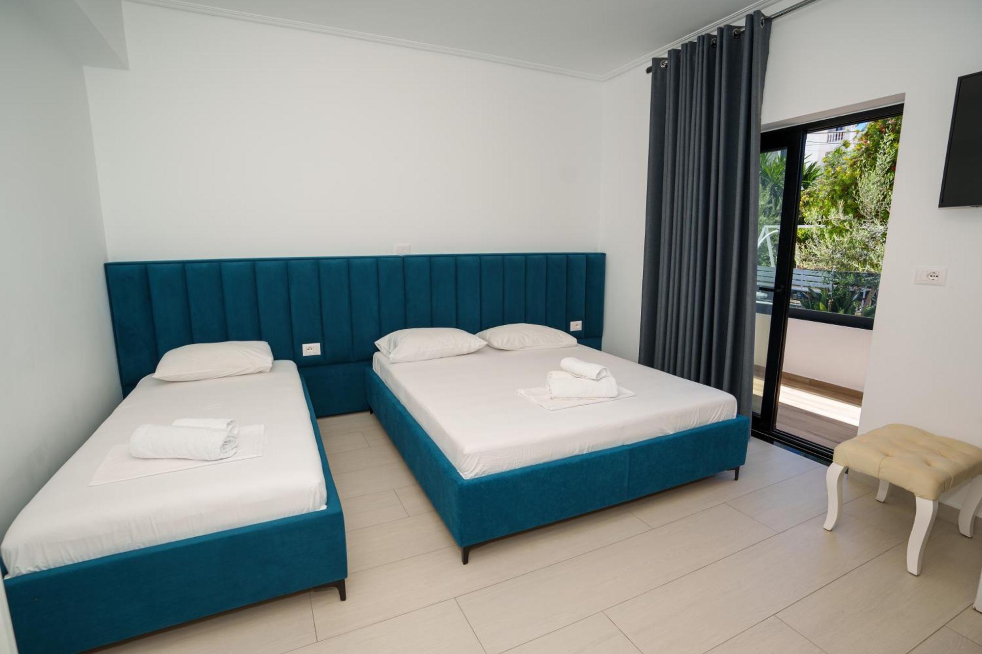 Hotel Vila Park Bujari Ksamil Exteriör bild